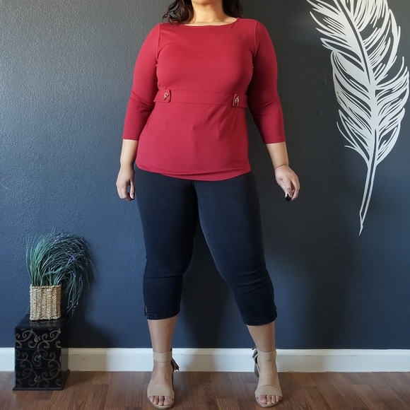 Chicos Smooth Top - Picture 2 of 5